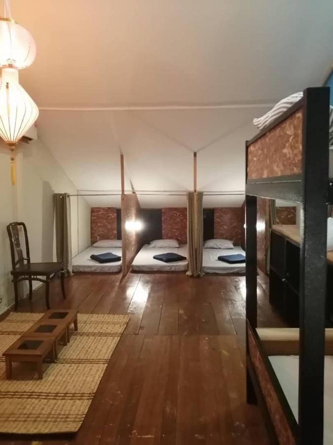 Lima.Tujoh Hotel Kuching Bagian luar foto