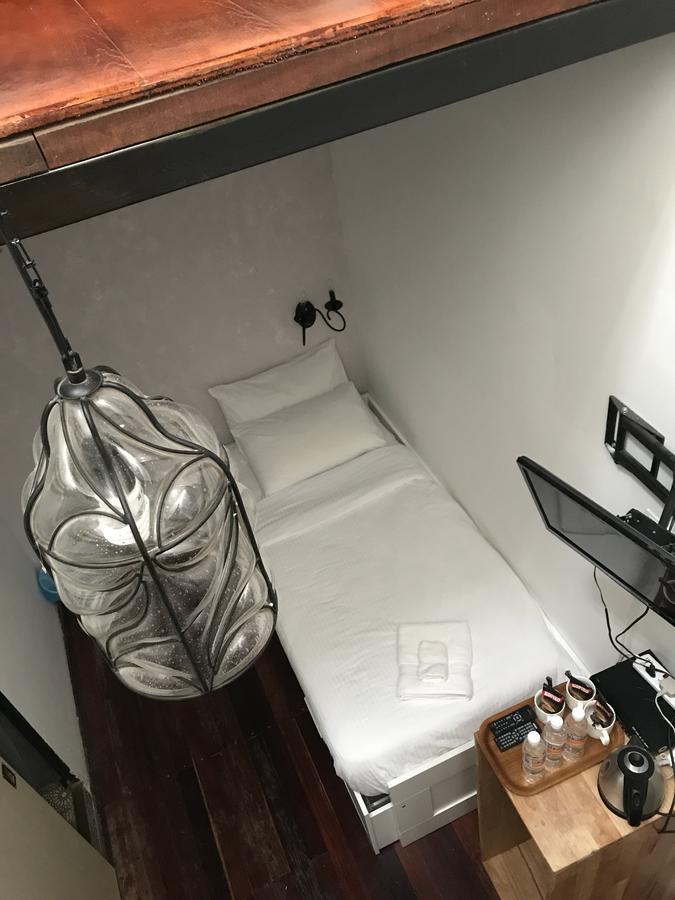 Lima.Tujoh Hotel Kuching Bagian luar foto